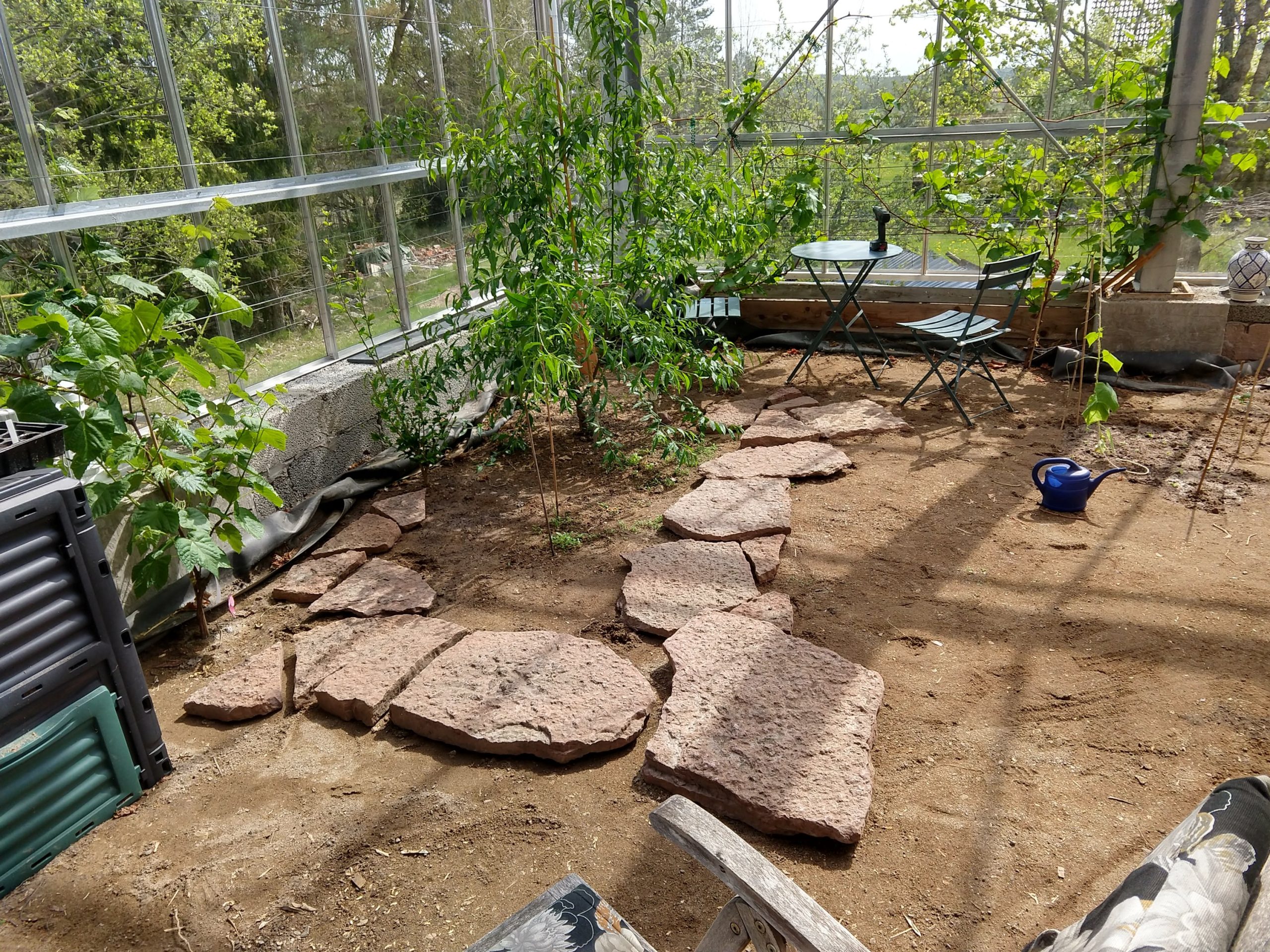 Greenhouse and garden at Sundby Naturhus